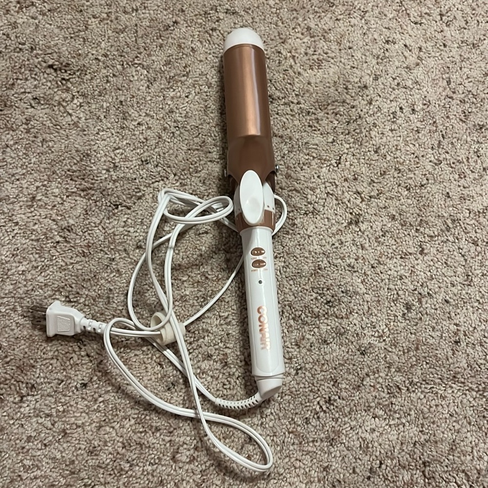 Conair Curling Iron 1 1/2inch